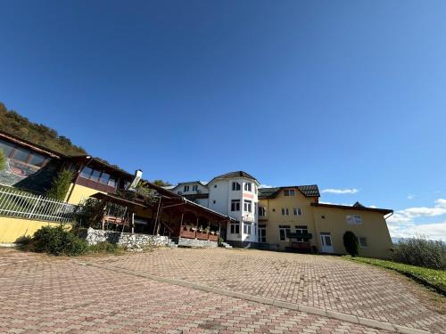 Hateg Hostel | Hostel Cora
