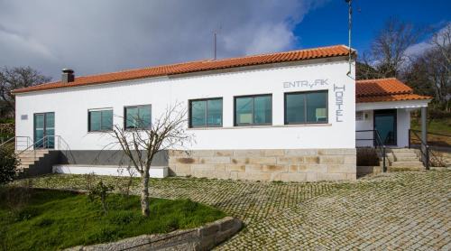 Fornos de Algodres Hostel | Hostel EntryFik