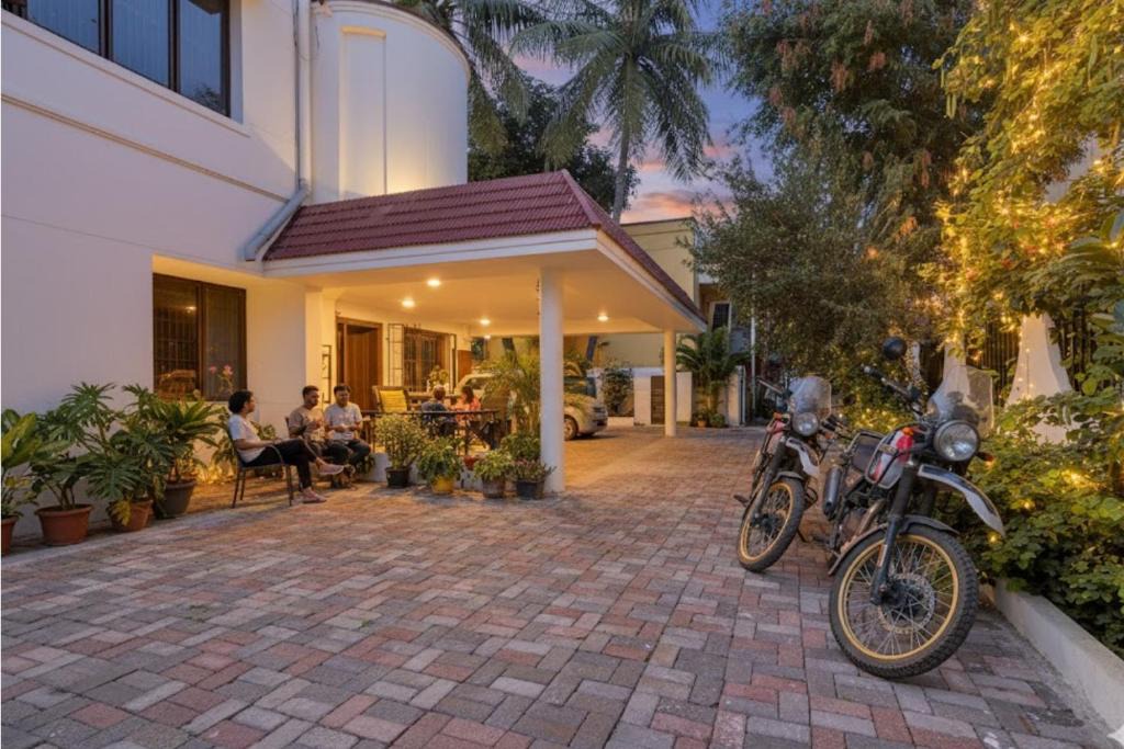 Ekkatuthangal Hostel | Hostel Gandhi