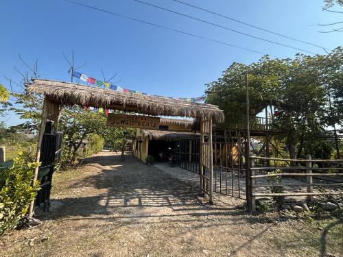 Sauraha Hostel | Hostel Jungle Beats