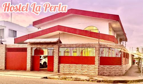 Puntarenas House | Hostel La Perla