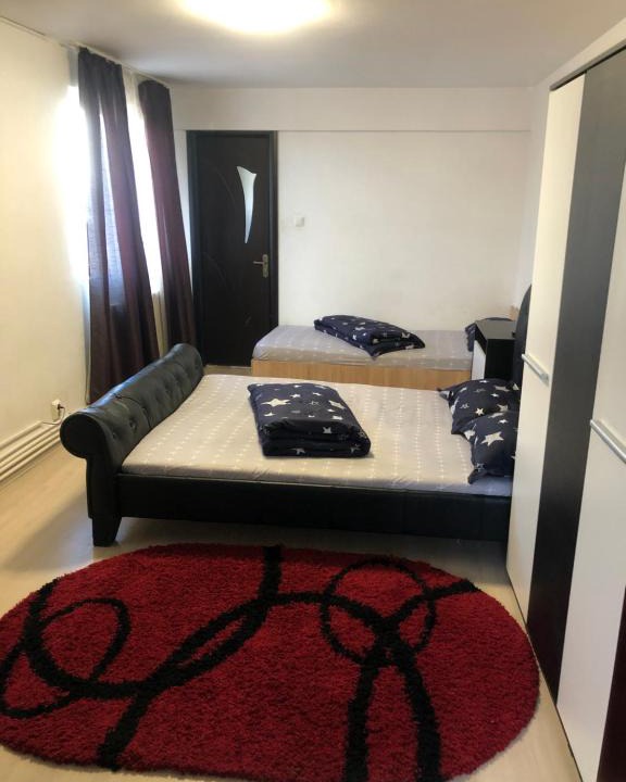 Onesti House | Hostel Mialma