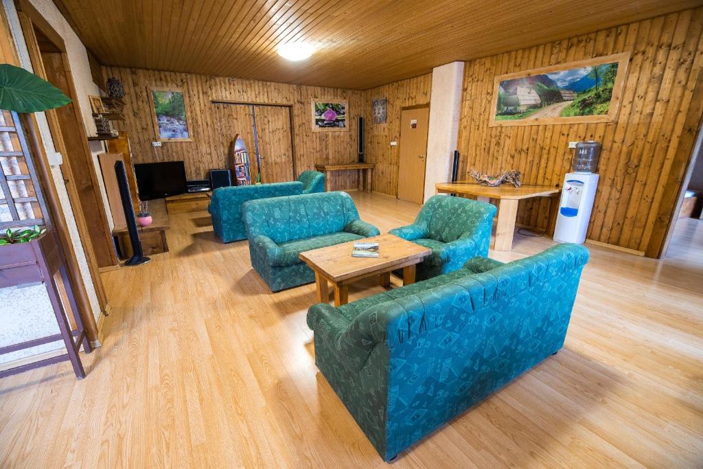 Tolmin Hostel | Hostel Paradiso