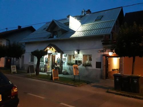 Ljubljana Hostel | Hostel Piero