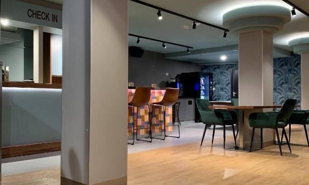 Red Light District Hostel | Hostel The Globe