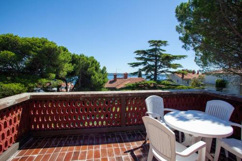 Portoroz Hostel | Hostel Trobenta in Oblak