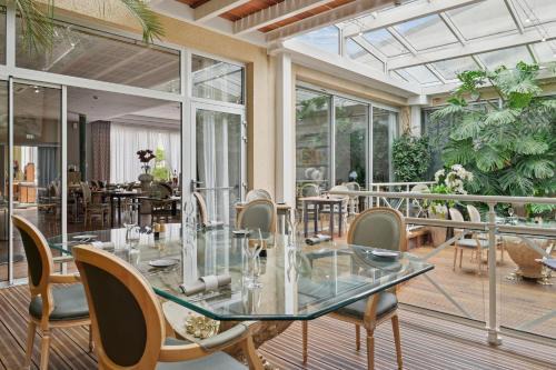 Bergeres-les-Vertus Hotel | Hostellerie Du Mont Aimé