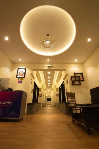 Pune Hostel | Hostells - Backpacker Hostel near Pune Station