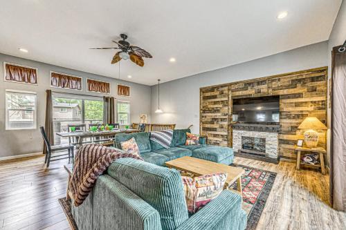 Ruidoso House | Hot Tub & Mtn Views: Home Near Hiking in Ruidoso!