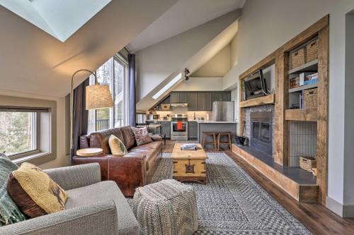 Keystone House | Hot Tub + Ski Shuttle Access: Keystone Condo!