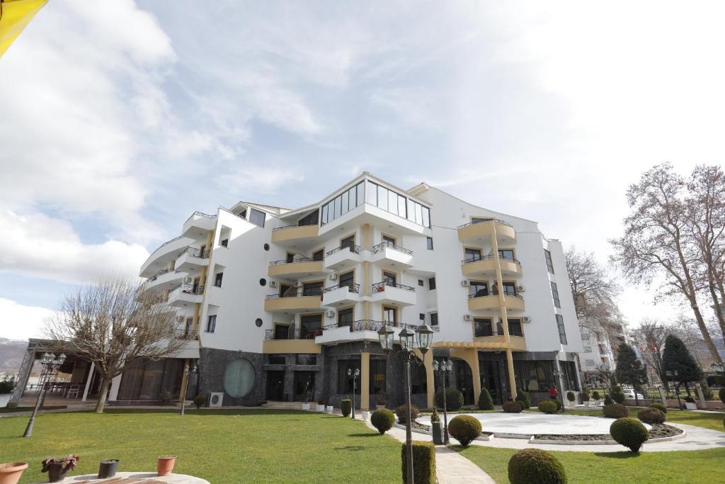 Pogradec Hotel | Hotel 1 Maji