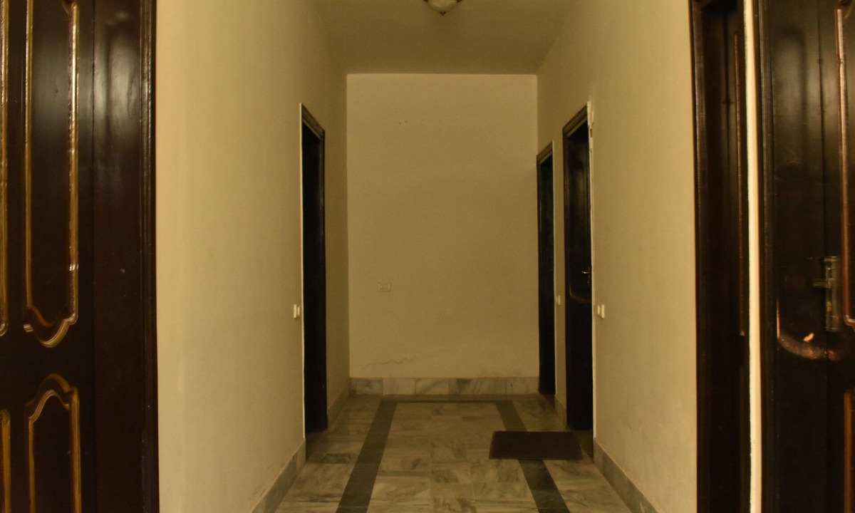 Gilgit Hotel | Hotel 1947