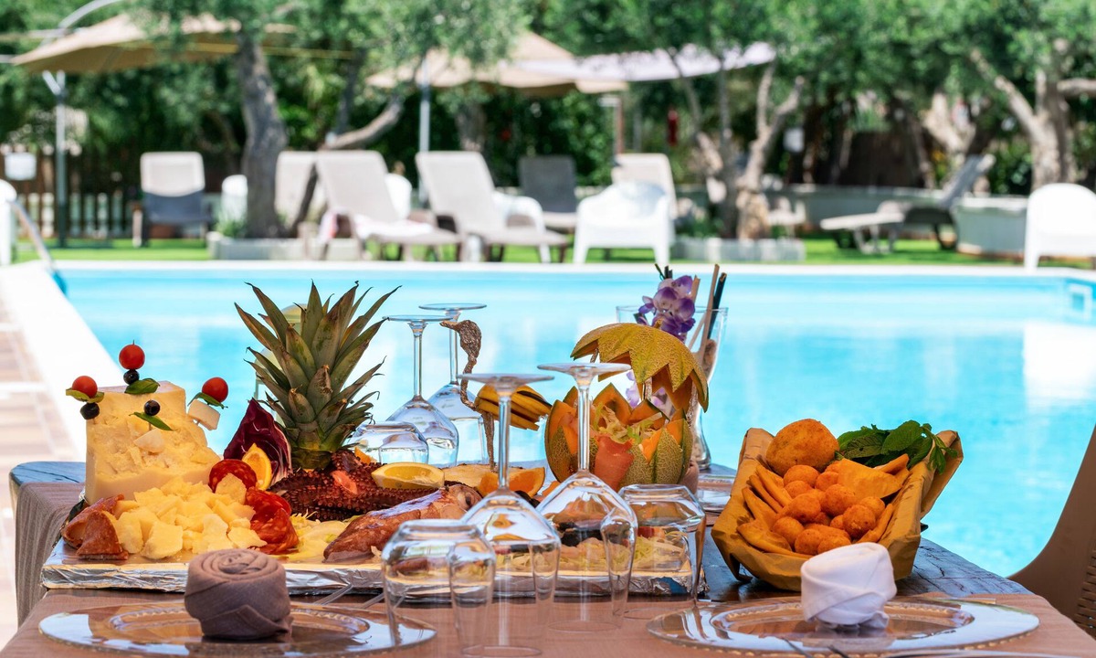 Castelluzzo Hotel | Hotel Achibea