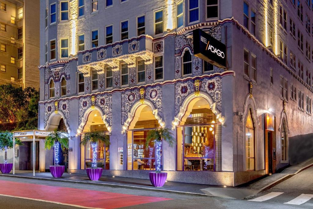 Theater District Hotel | Hotel Adagio, Autograph Collection