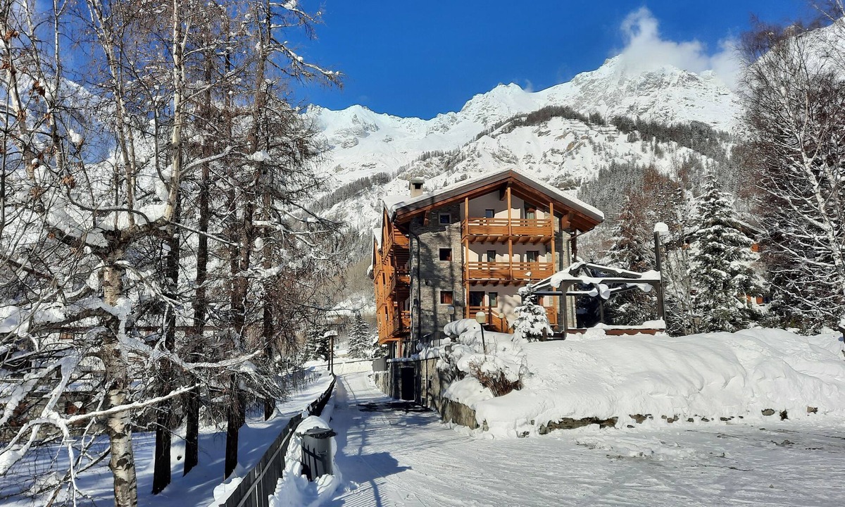 Entreves Hotel | Hotel Aigle