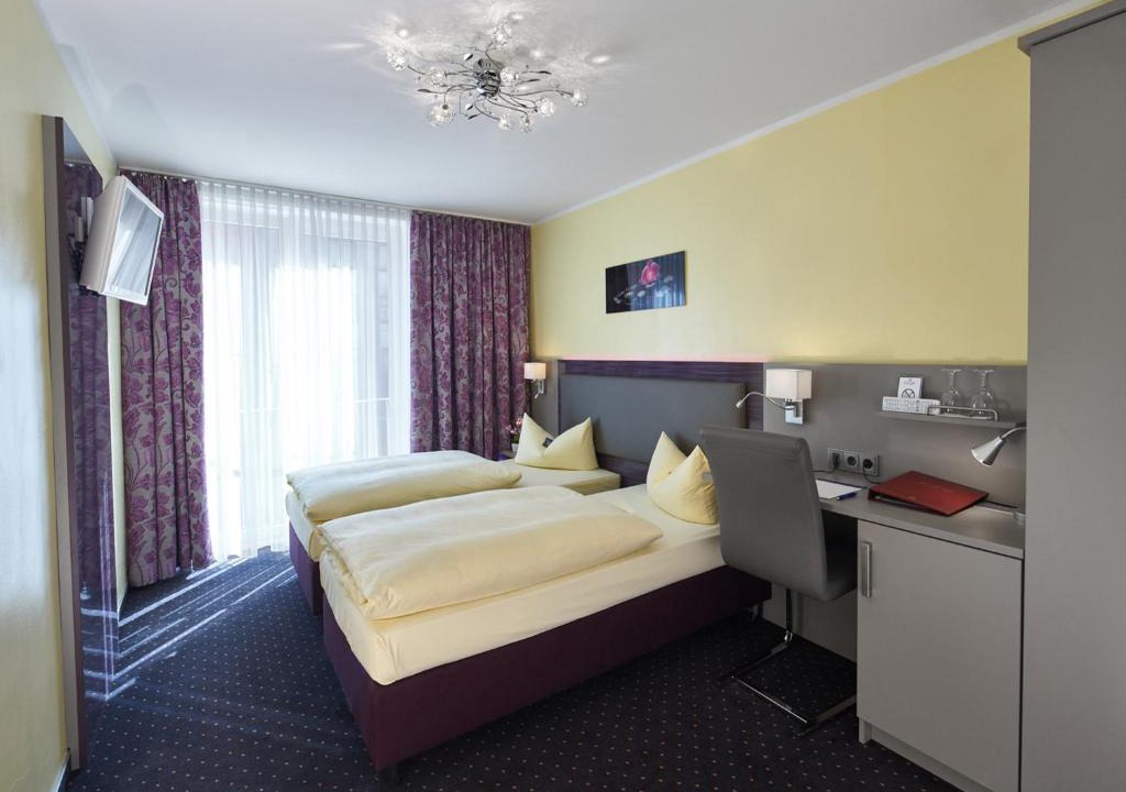 Augustenstraße Hotel | Hotel Alfa Zentrum