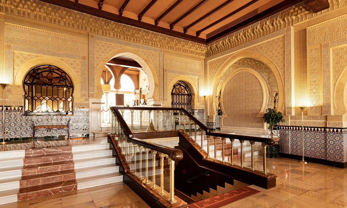 Central District Hotel | Hotel Alhambra Palace