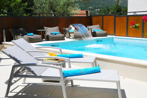 Dobrota Hotel | Hotel Alkima