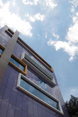 Palmerah Hotel | Hotel Alma