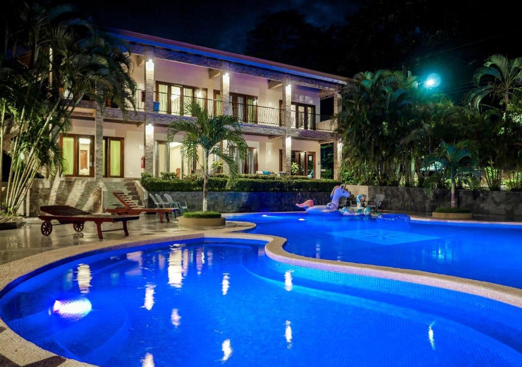 Puerto Carrillo Hotel | Hotel Amira
