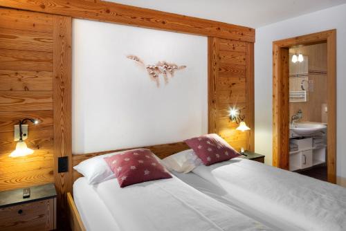 Zermatt Hotel | Hotel Antika