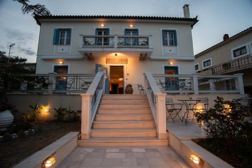 Galaxidi Hotel | Hotel Argo