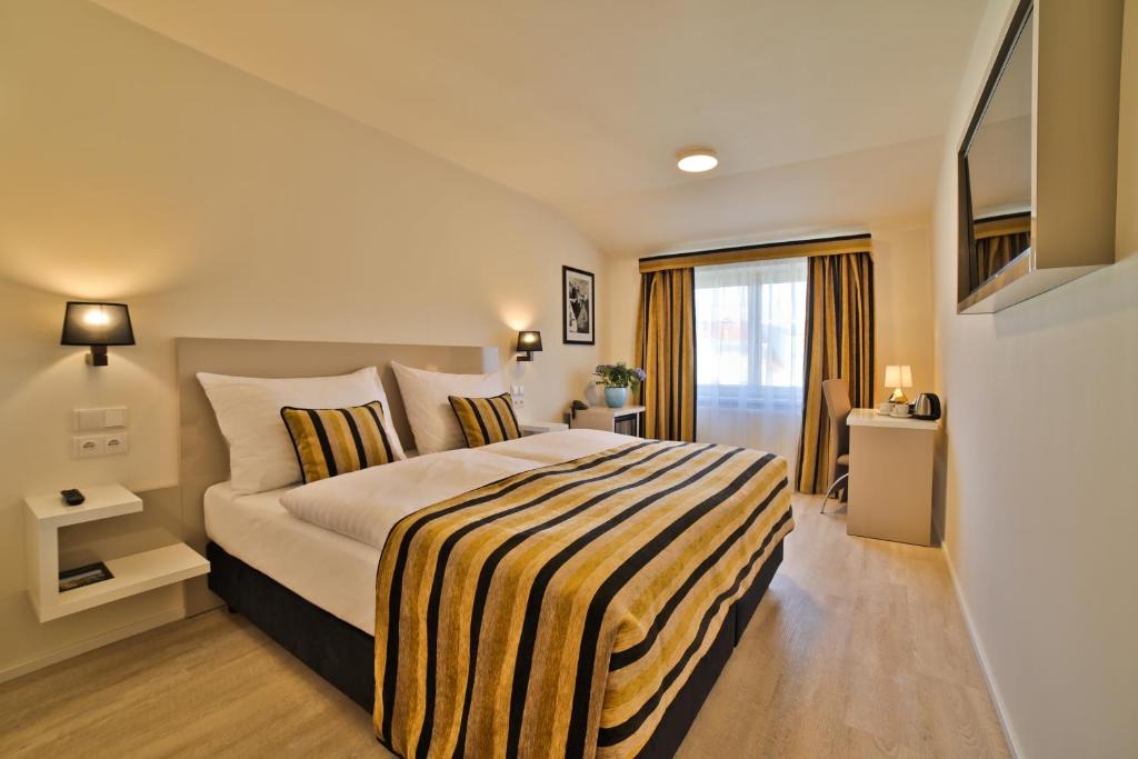 Zizkov Hotel | Hotel Ariston Prague