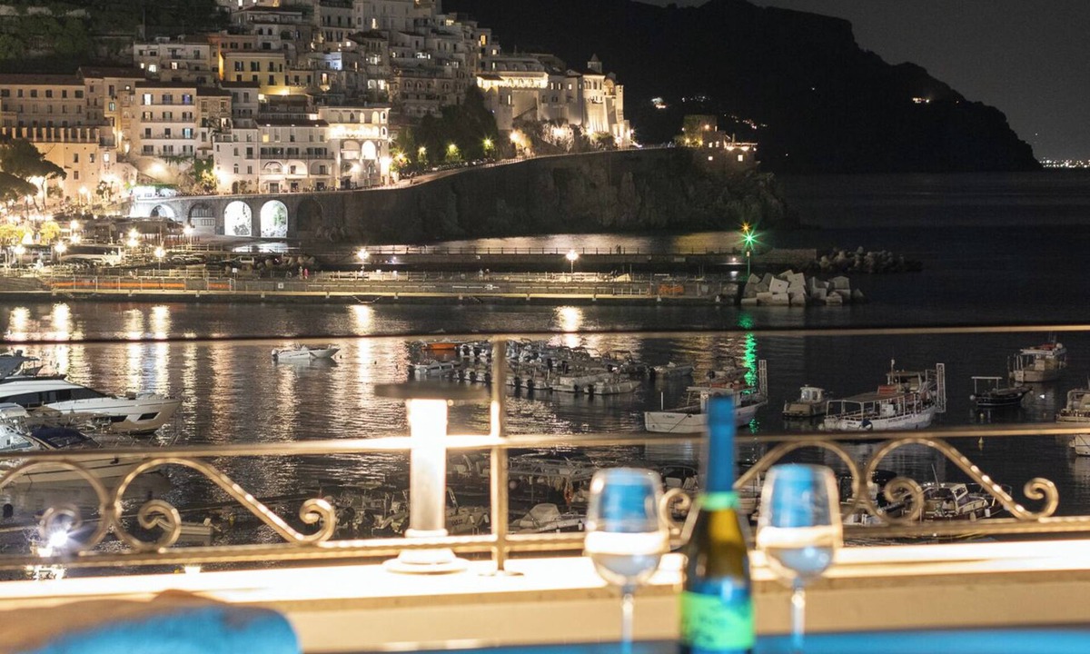 Amalfi Hotel | Hotel Aurora