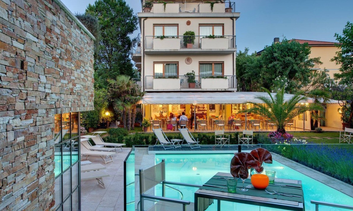 Lido di Camaiore Hotel | Hotel Bacco