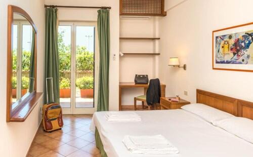 Civitavecchia Hotel | Hotel Baia Del Sole
