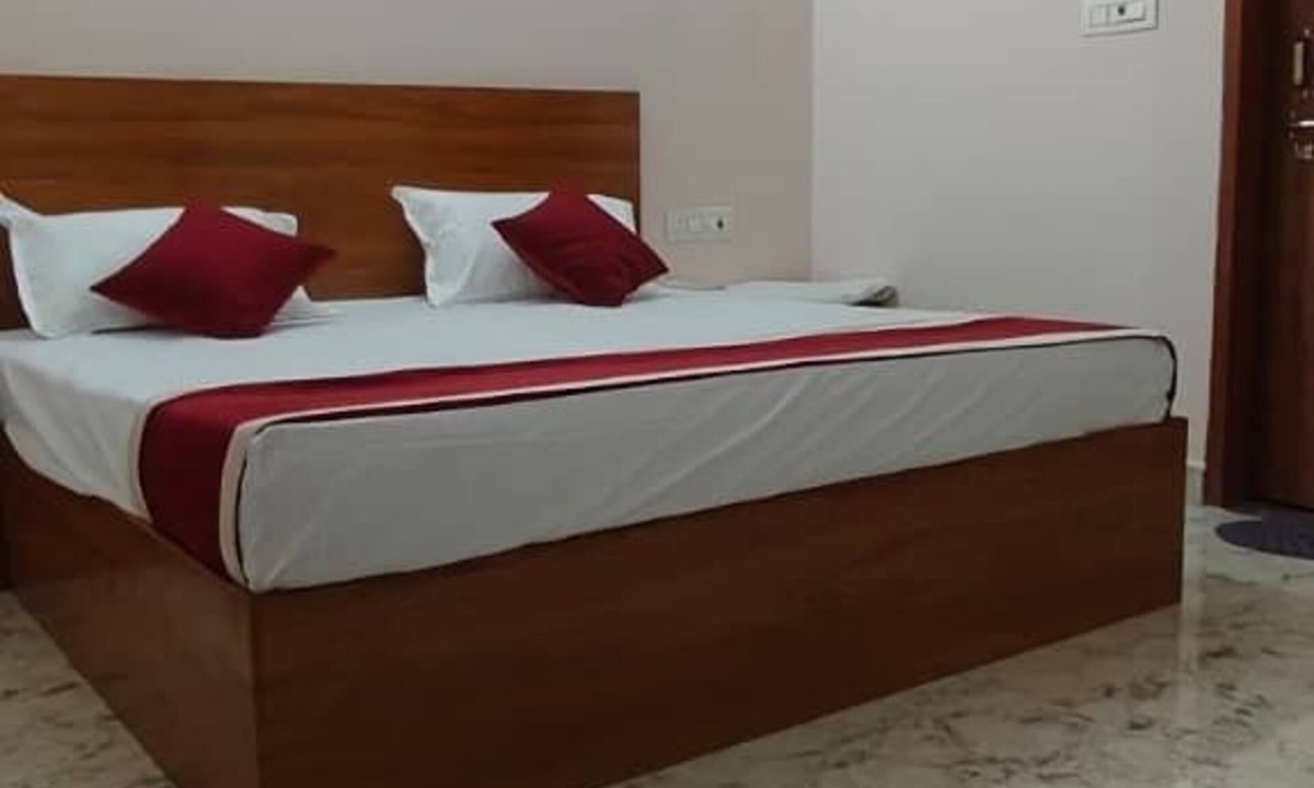 Vrindavan Hotel | Hotel Baldev Palace