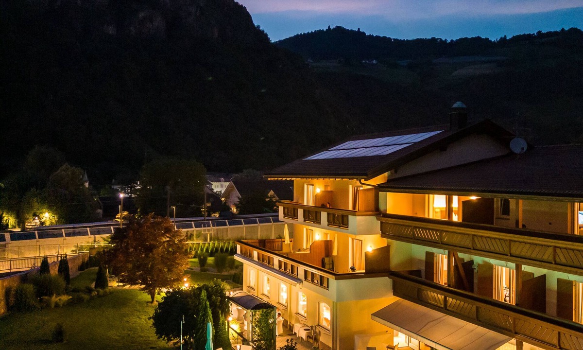 Albions Hotel | Hotel Bischofhof - Bistro Jasmin