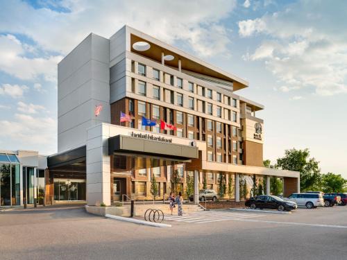 Southeast Calgary Hotel | Hotel Blackfoot