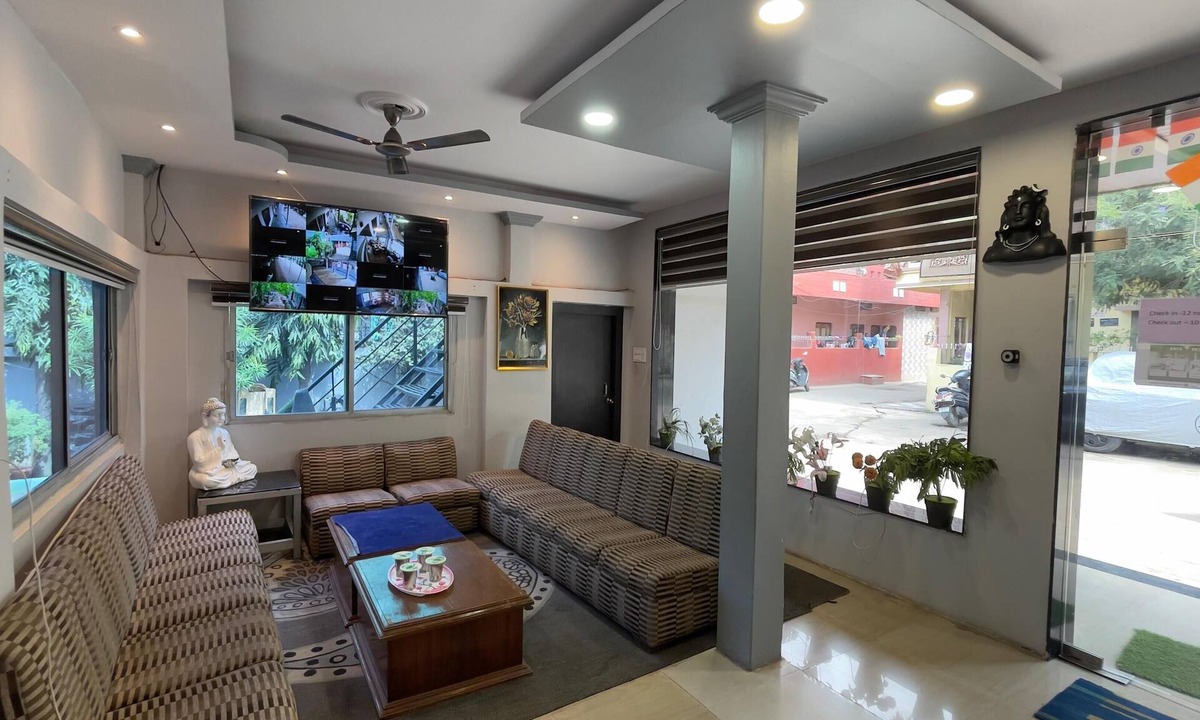 Sehore Hotel | Hotel Blue Star