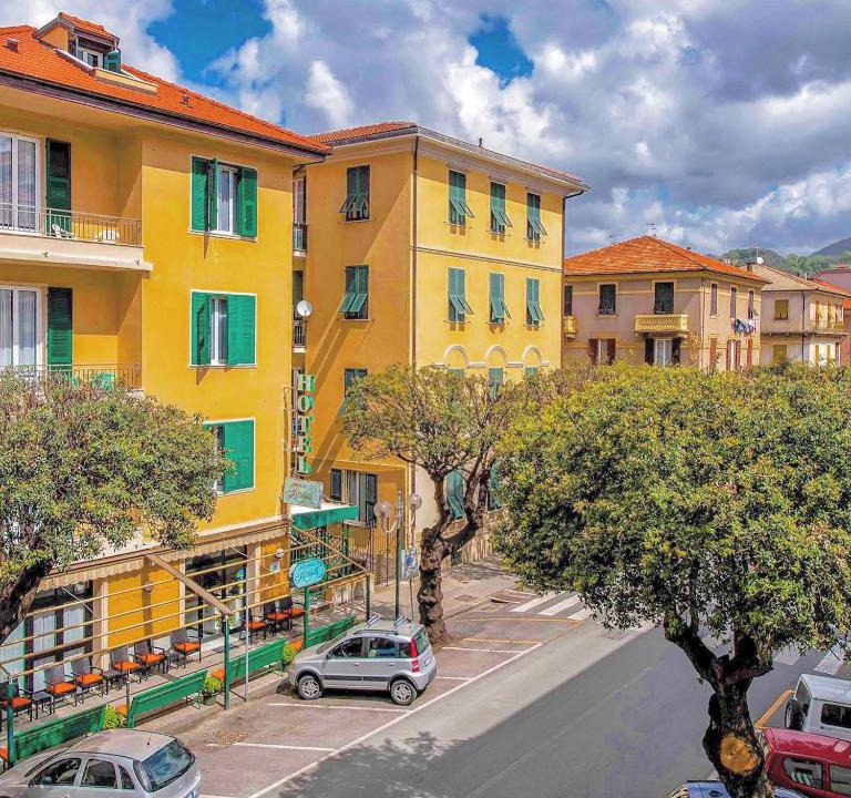 Lavagna Hotel | Hotel Bristol