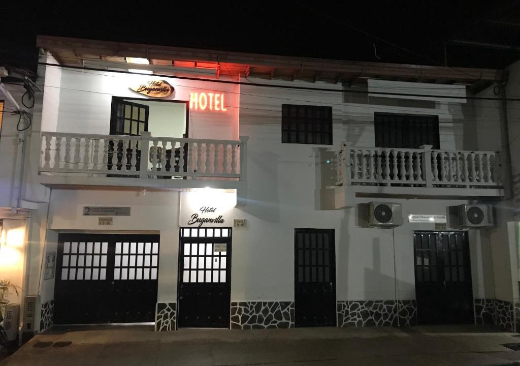 Guaduas Hotel | Hotel Buganvilla