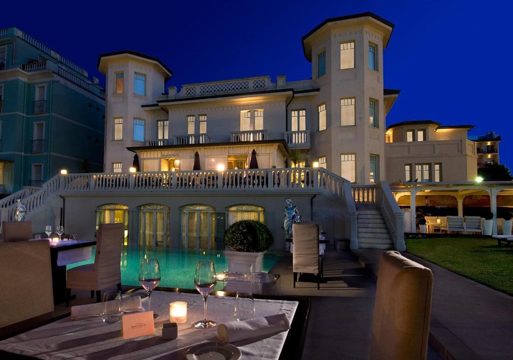 Cattolica Hotel | Hotel Carducci 76