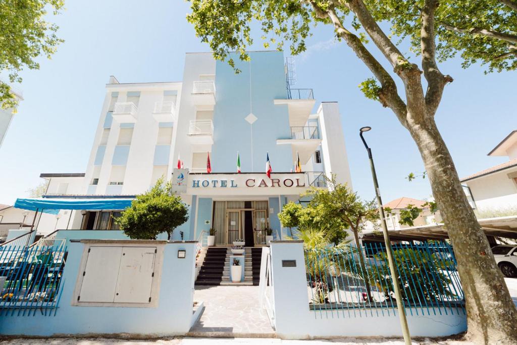 Villamarina Hotel | Hotel Carol