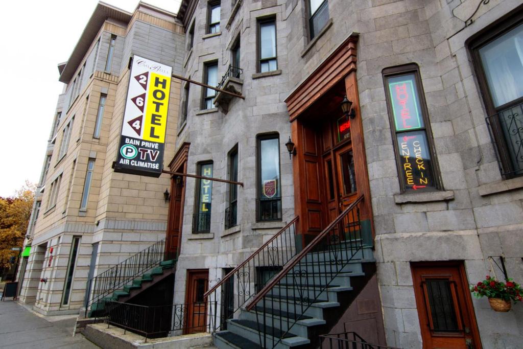 Quartier des Spectacles Hotel | Hotel Casa Bella
