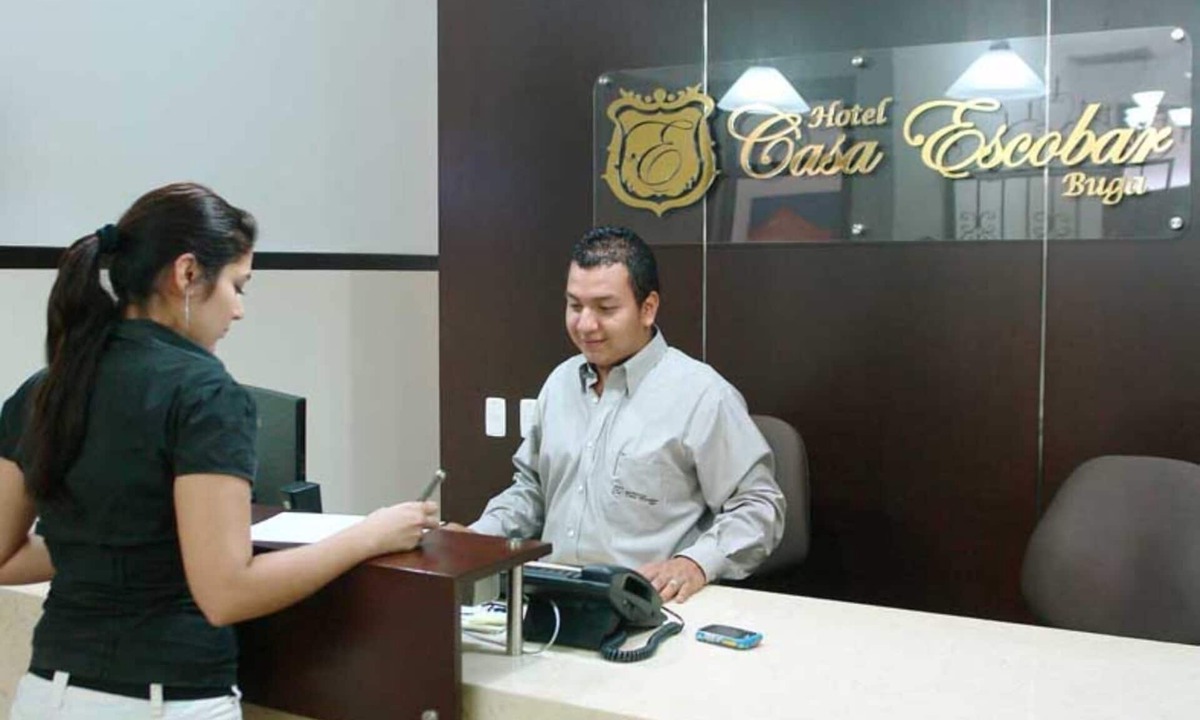 Guadalajara de Buga Hotel | Hotel Casa Escobar Buga