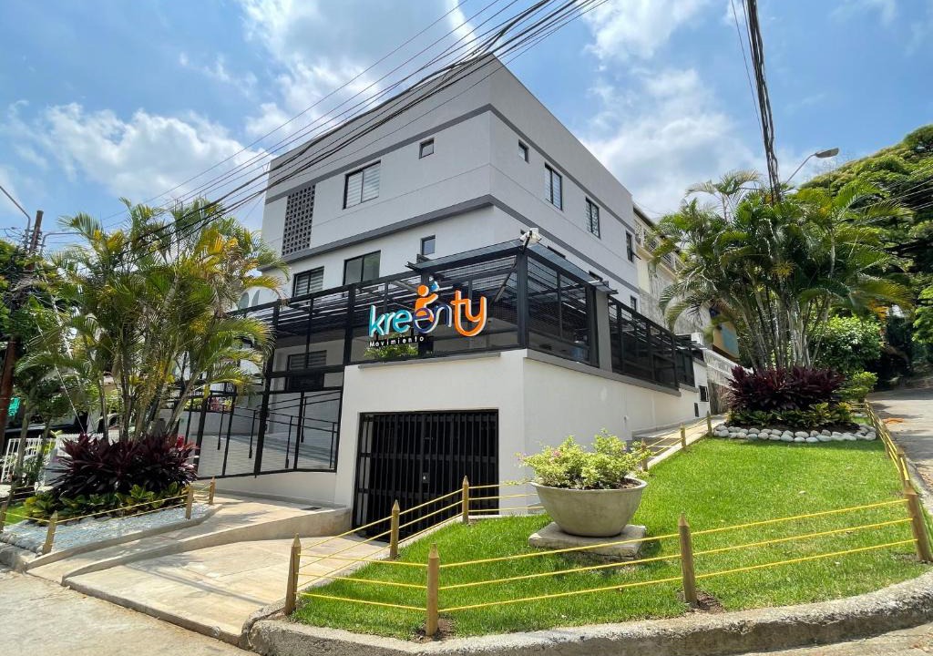 Cali Hotel | Hotel Casa Kreenty