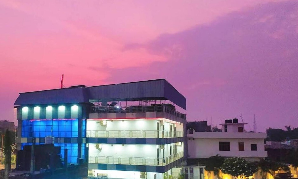 Deoria Hotel | Hotel Celebration