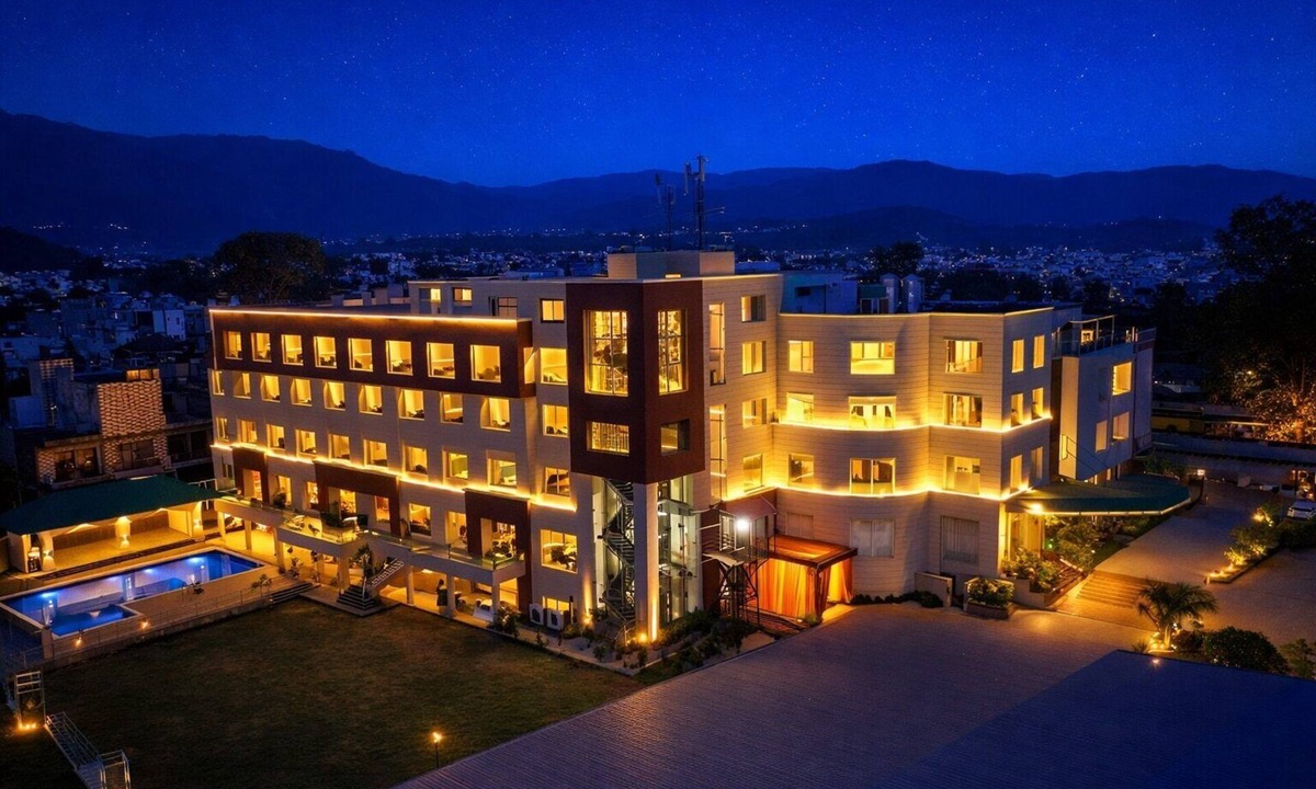 Pinjore Hotel | Hotel Classic Residency