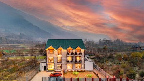 Pahalgam Hotel | Hotel Classy Castle