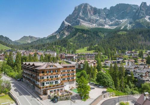 San Martino di Castrozza Hotel | Hotel Colfosco