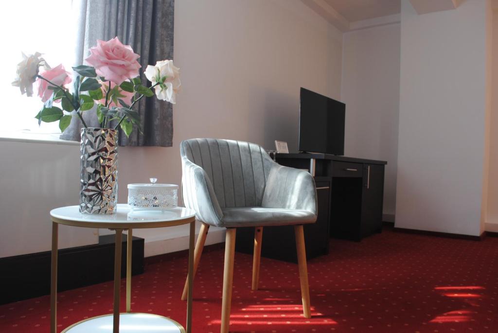 Drobeta-Turnu Severin Hotel | Hotel Corona