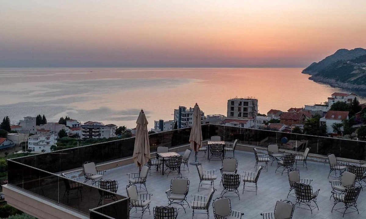 Dobra Voda Hotel | Hotel D'iman