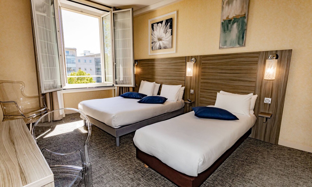 La Fayette-Eble Hotel | Hotel De Champagne
