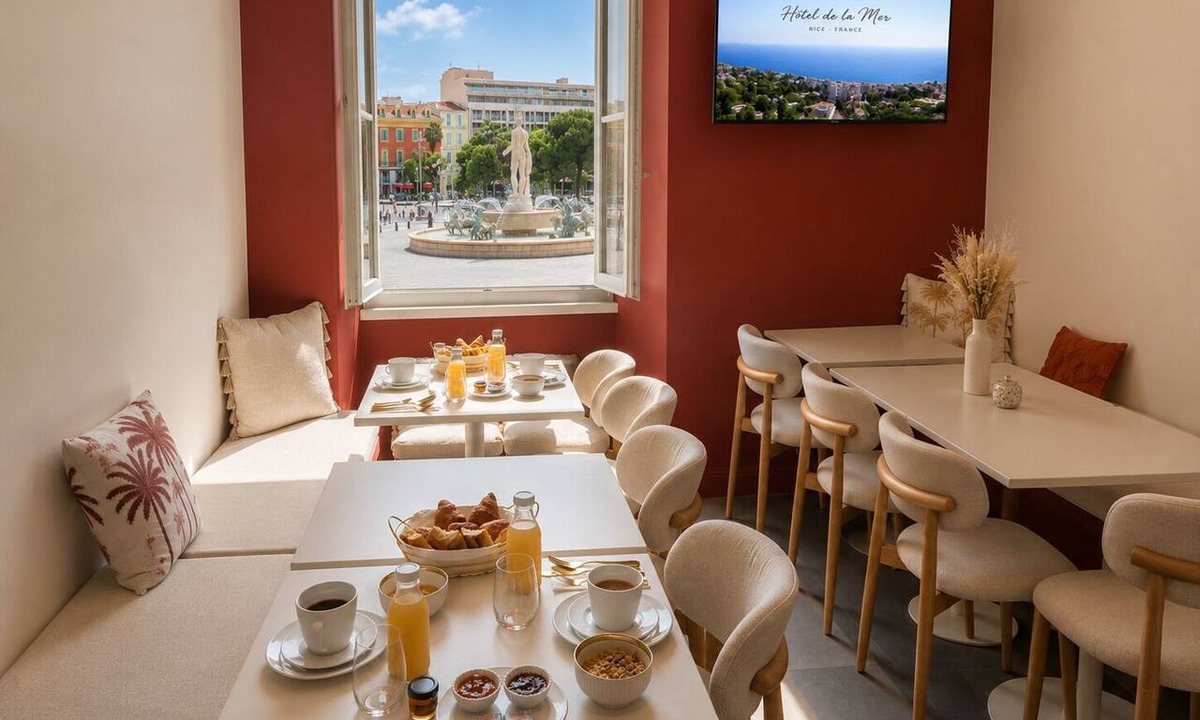 Old Town Hotel | Hotel De La Mer
