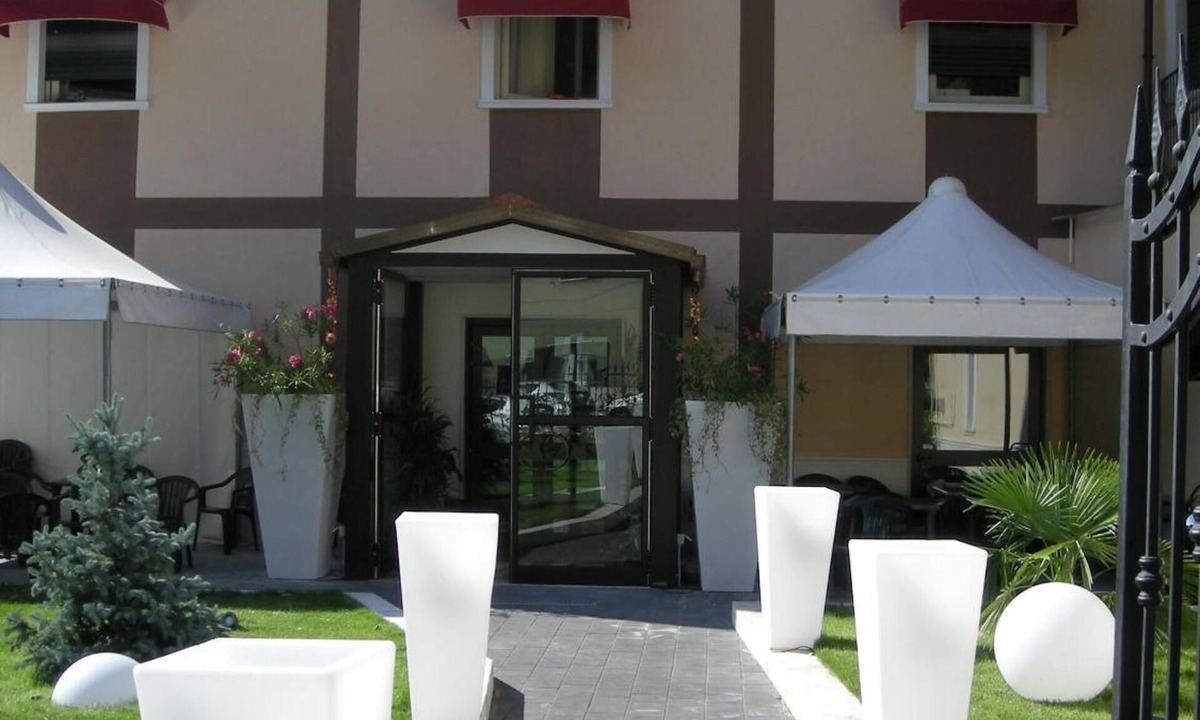 Capistrello Hotel | Hotel De Meis
